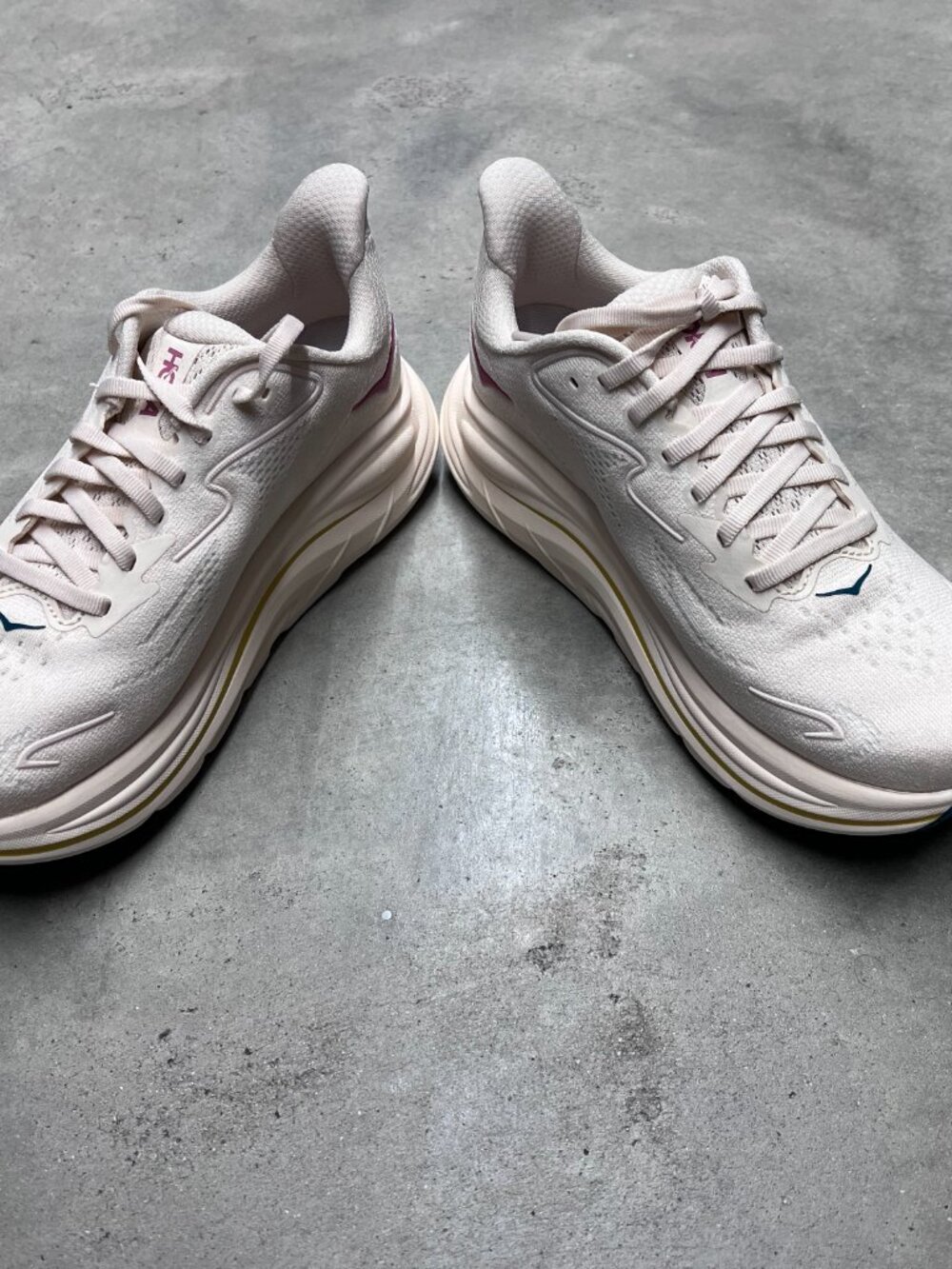 Hoka One One Clifton 10 Birch Alabaster Wmn's 1162031/BHLB - New - Picture 5 of 6
